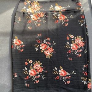 LuLaRoe floral Cassie (pencil skirt) NEVER WORN